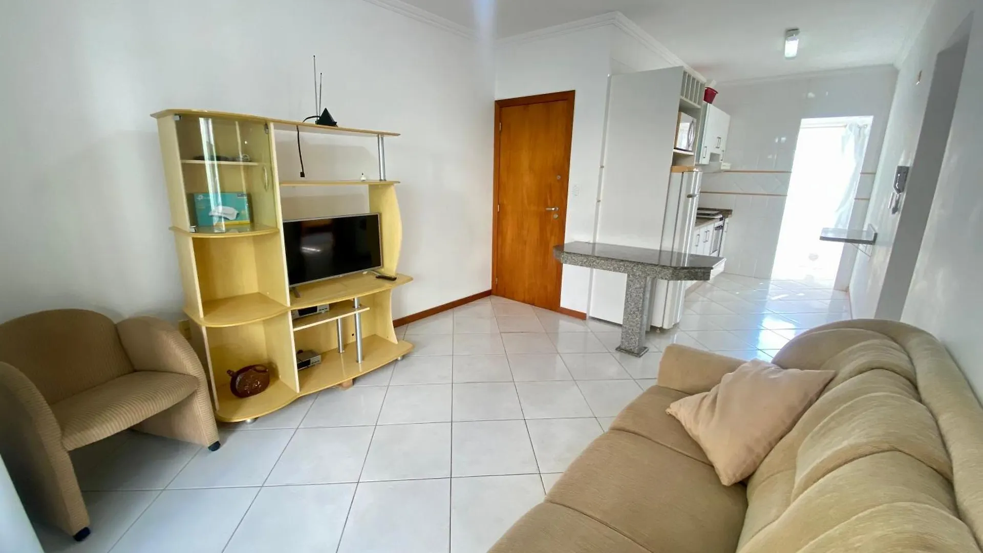 Apartamento Em Bombas 2 Dormitorios Bombinhas 0*,