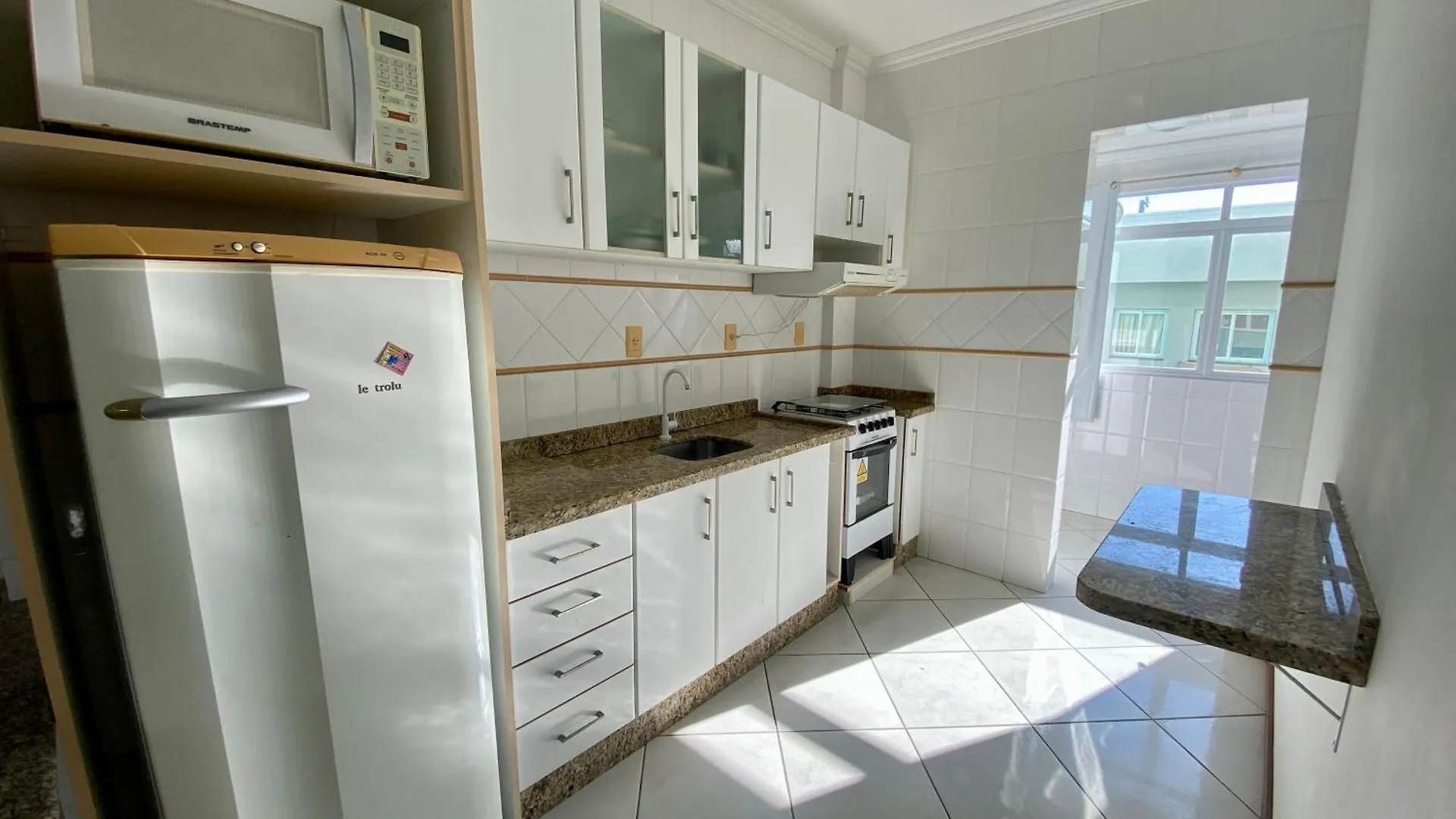 Apartamento Em Bombas 2 Dormitorios Bombinhas